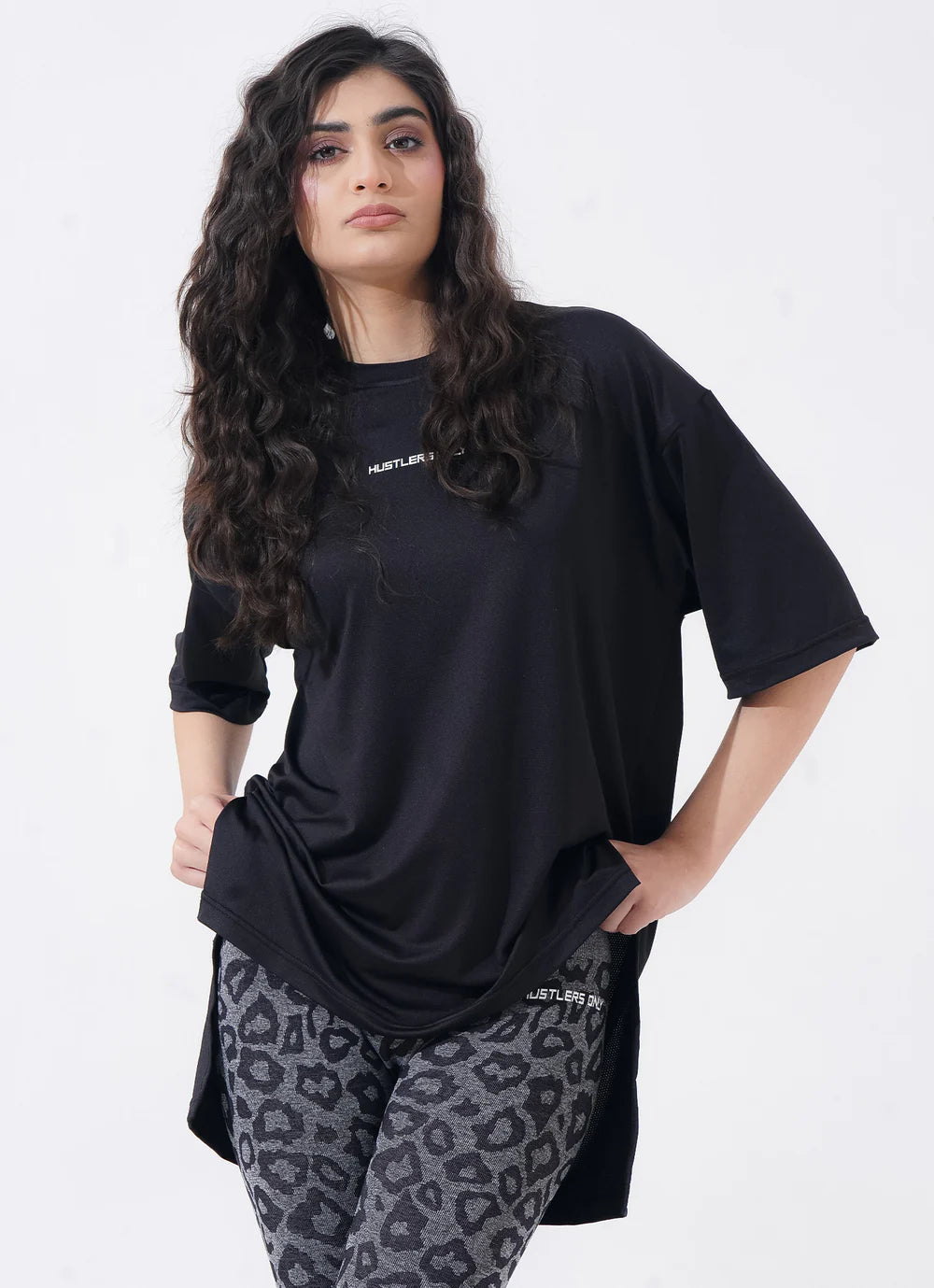 The Modest Top - Black