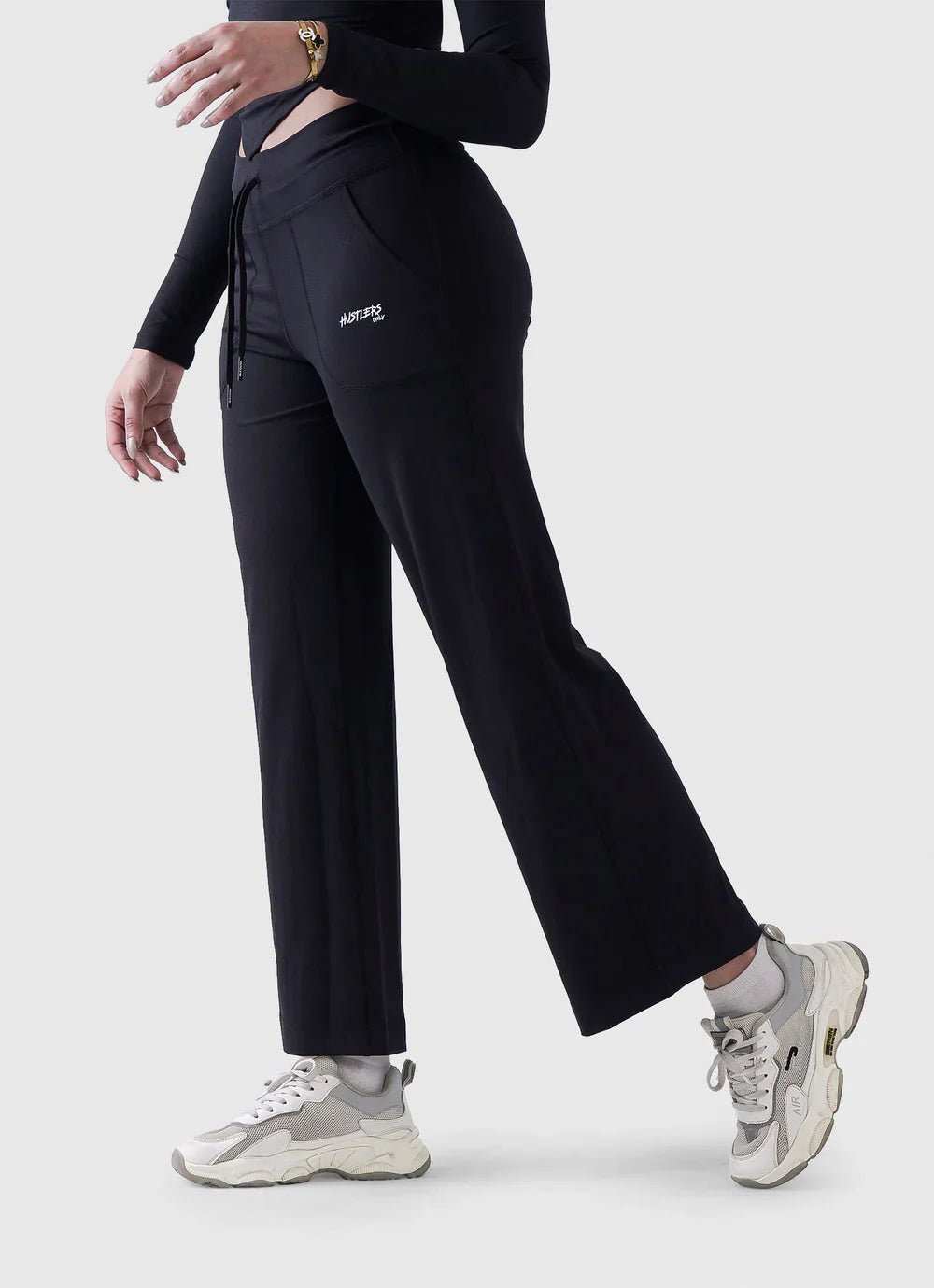 Black Adapt Flared Seamless Leggings | HustlersOnlyPK