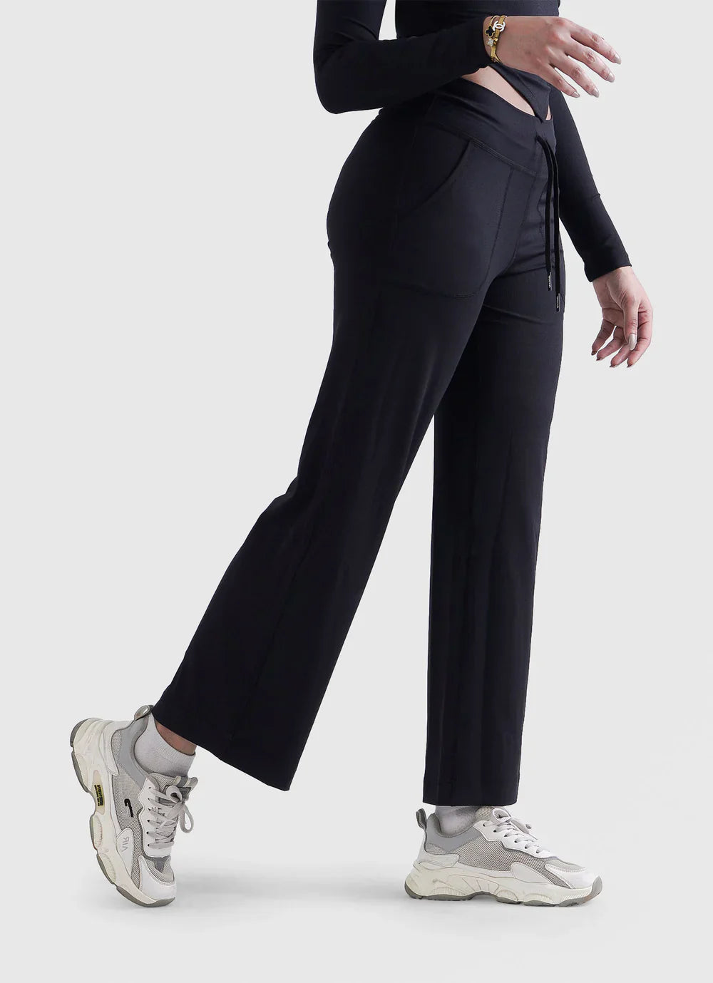 Black Adapt Flared Seamless Leggings for Gym | HustlersOnlyPK