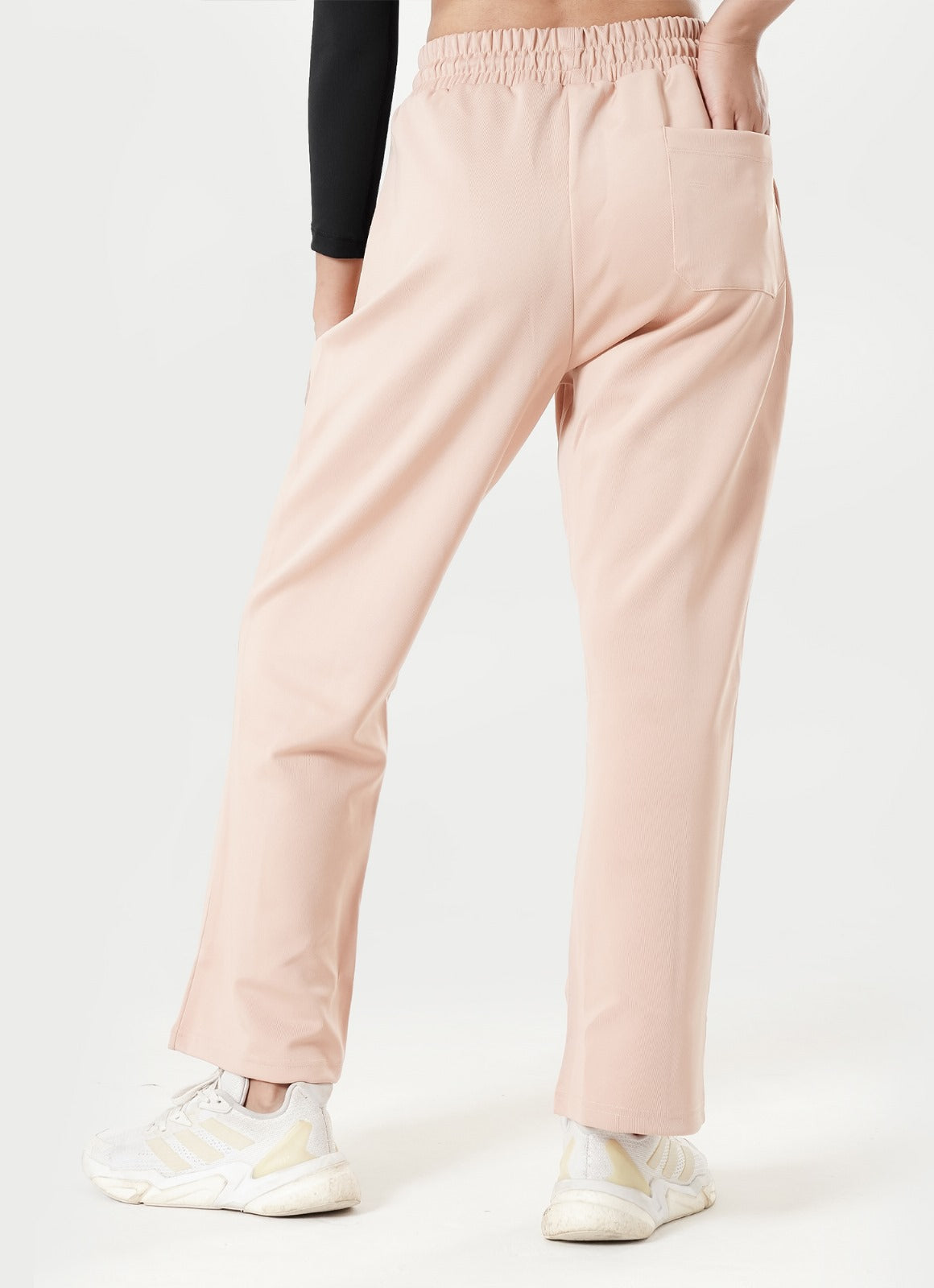 Relaxed Pleated Trouser - Beige