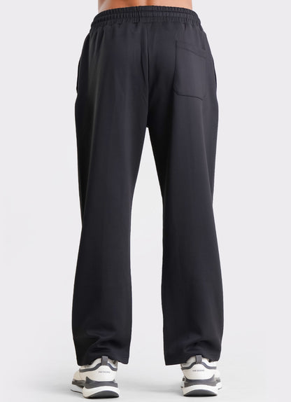 Relaxed Pleated Trouser - Black
