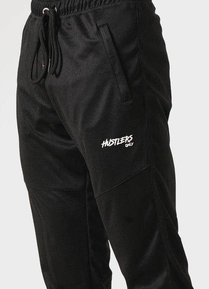 Essential Joggers - Black